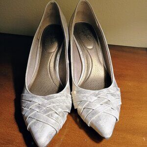 Life stride shoes size 8.5